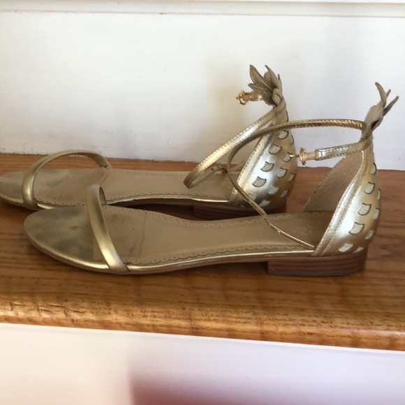 Lilly Pulitzer Laura gold pineapple back ankle strap sandal size 9.5 - Picture 5 of 6